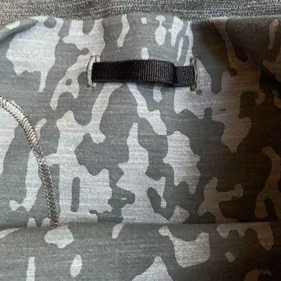 Bundle of 3 Lululemon leggings size 2 - Picture 6 of 14